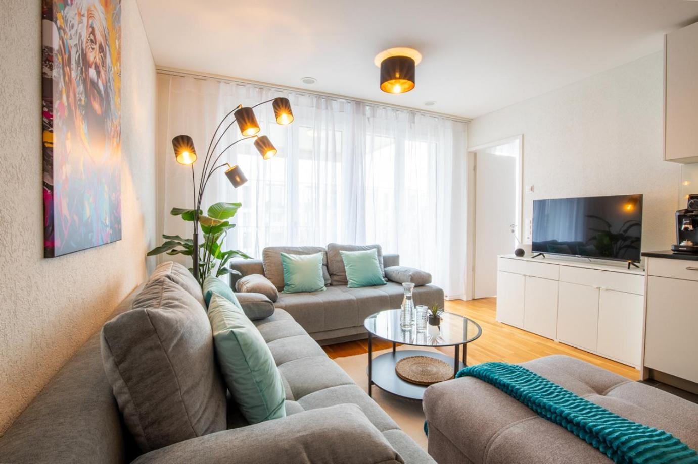 Special Einstein II Apartment Basel, Messe Kleinbasel 10-Star Exterior photo